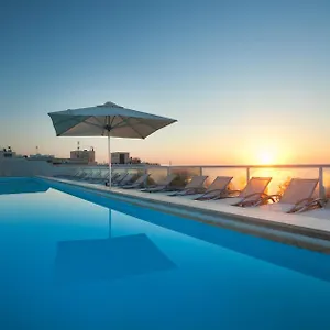 The George, Urban Boutique 4*, San Ġiljan Malta