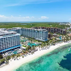 Mousai 5*, Cancún México